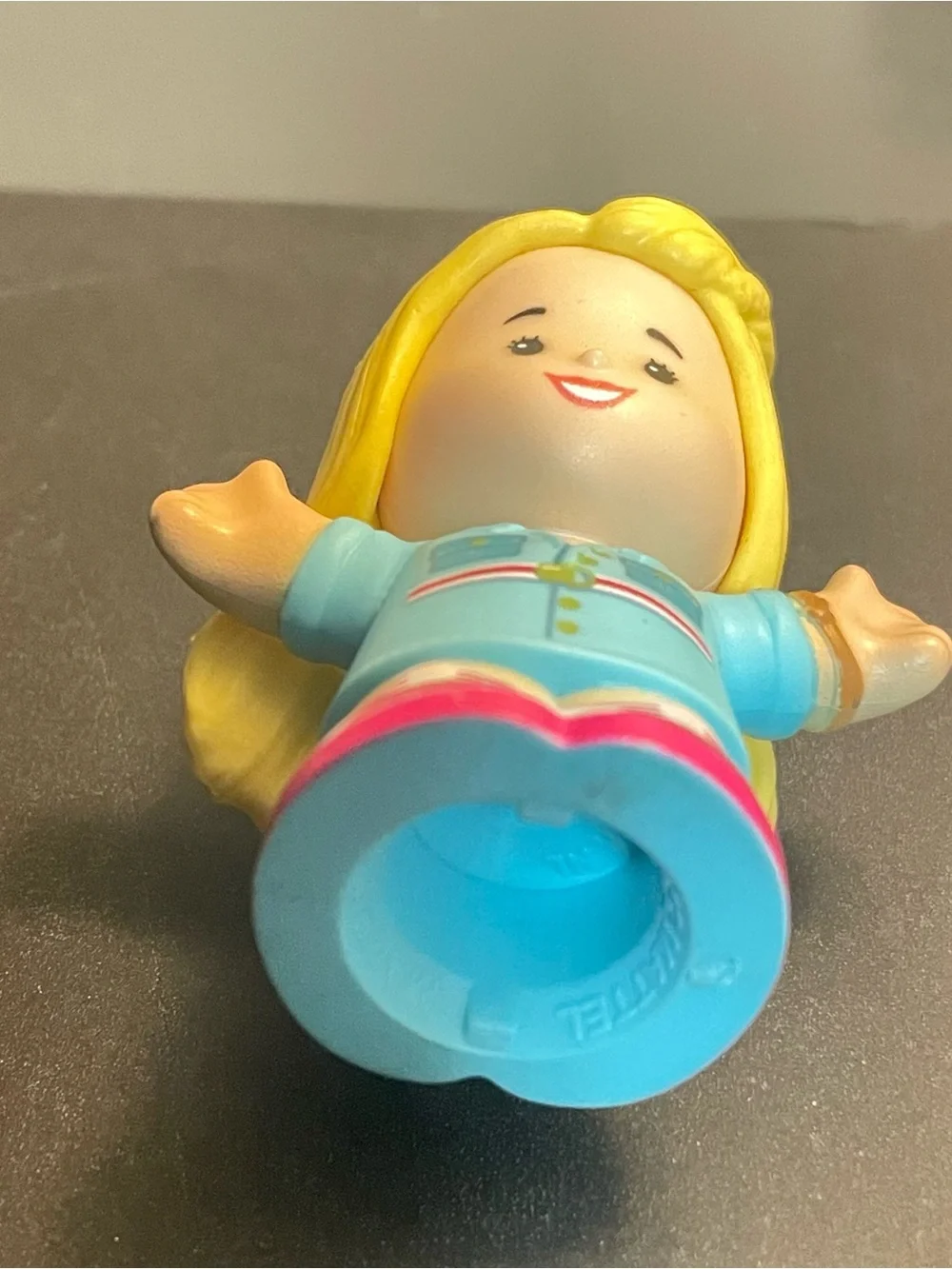 Fisher Price Little People Figure Barbie Girl Dreamhouse Blonde Hair